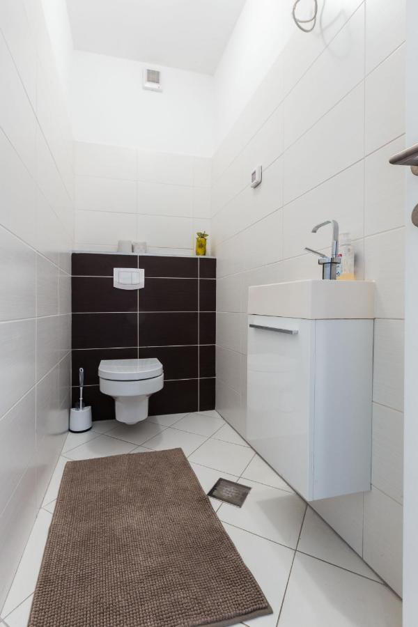 Hoplite 2Br Apartment With Free Parking Задар Екстериор снимка