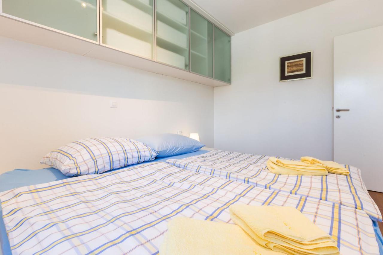 Hoplite 2Br Apartment With Free Parking Задар Екстериор снимка